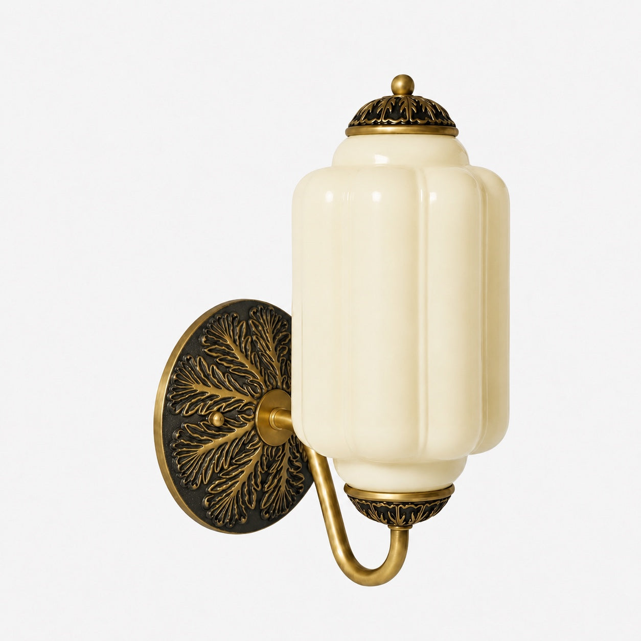 Melkglazen Wandlamp Eloise voor Hal en Slaapkamer | Vintage Wandverlichting met Melkwit Glas