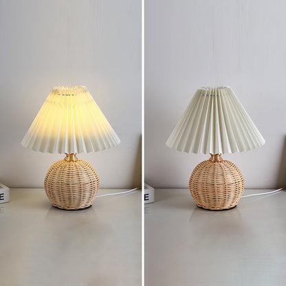 Rotan Tafellamp Geplooide Kap USB 5W Slaapkamer Nachtkastje Scandinavisch Boho Sfeerverlichting Riet Bureau Leeslamp