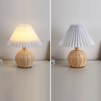 Rotan Tafellamp Geplooide Kap USB 5W Slaapkamer Nachtkastje Scandinavisch Boho Sfeerverlichting Riet Bureau Leeslamp