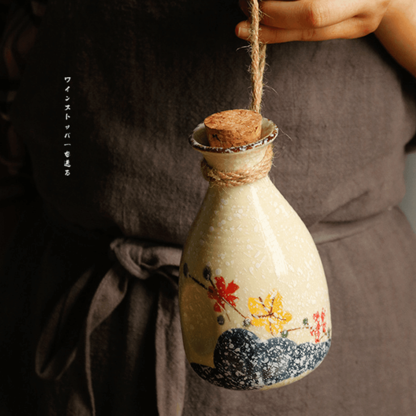 Japans Sakura Sake Serviesset met Karaf en Kopjes – Keramiek met Kersenbloesem Motief