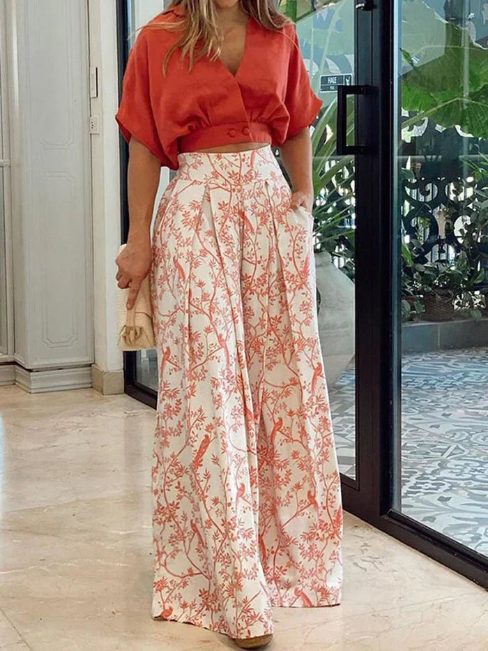 Vrouwelijke Zomeroutfit Bloemenprint met Wijde Broek - StudioMarella
