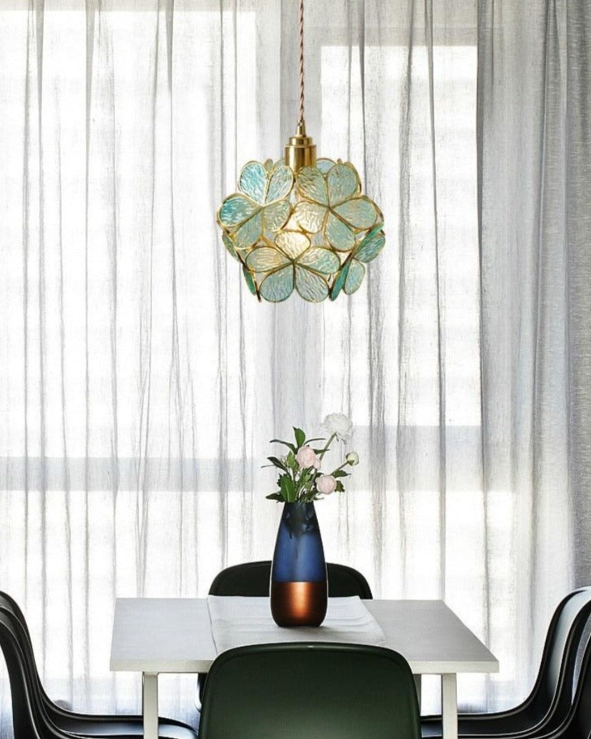 Handgemaakte Hanglamp met Acryl Bloem en IJzeren Frame Transparant Roze Blauw Beige voor Eetkamer Woonkamer Slaapkamer