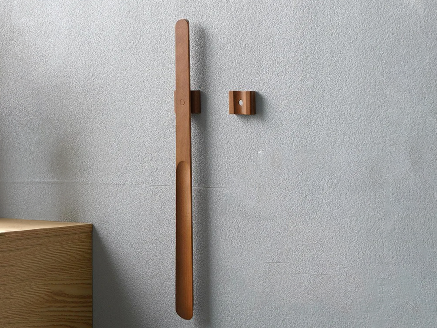 Houten Schoenlep met Lange Handgreep en Magnetische Houder 55 cm
