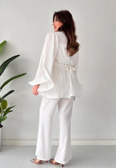 Vrouwelijke Broek en Top Combinatie Geplooid en Wijd Model