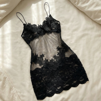 Doorschijnende Geborduurd Kanten Slip Jurk voor Dames – Romantische Lingerie met Verstelbare Bandjes