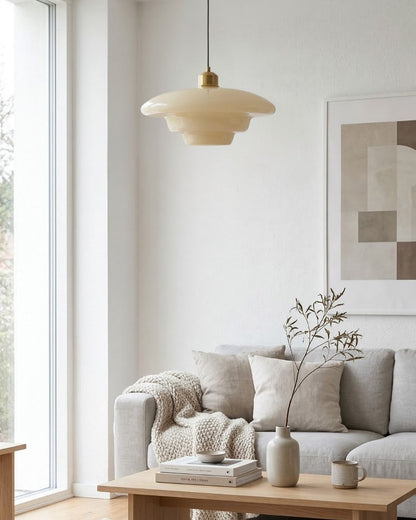 TINA Hanglamp – Mid-Century Melkwit Glas met Geborsteld Messing | Moderne Eetkamer & Keukenverlichting | Verstelbaar | E27 Fitting
