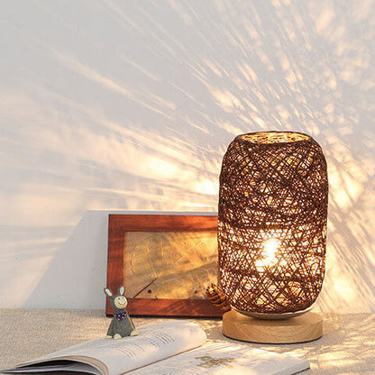 Scandinavische Tafellamp met Natuurlijke Rotan & Houtafwerking Japandi-Stijl