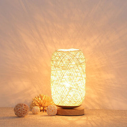 Scandinavische Tafellamp met Natuurlijke Rotan & Houtafwerking Japandi-Stijl