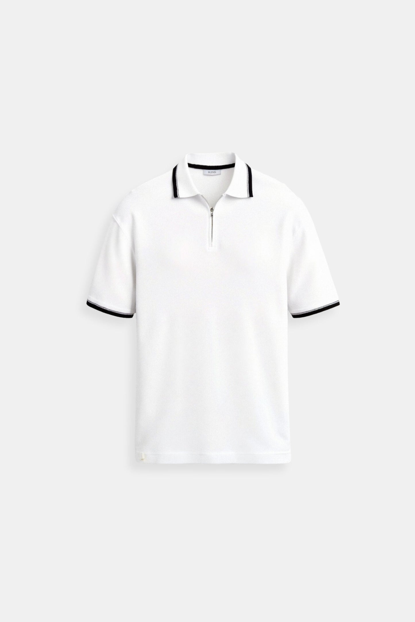 Herenshirt Poloshirt met Rits en Contrasterende Kraag wordt: 
Herenshirt Poloshirt Met Rits En Contrasterende Kraag Modern Design - StudioMarella