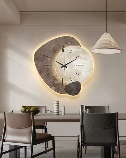 Wandklok met Maanreliëf en Optionele Verlichting Zwart Goud Betonlook Scandinavisch Interieur Decoratief Tijdweergave Woonkamer Slaapkamer Kantoor Modern Minimalistisch Wanddecoratie