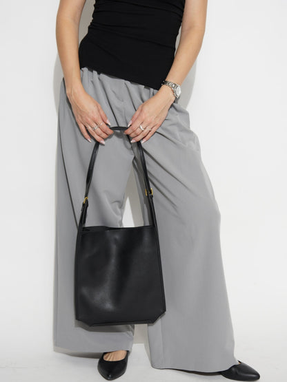 Vegan Leren Schoudertas Halfrond Elegant en Ruim