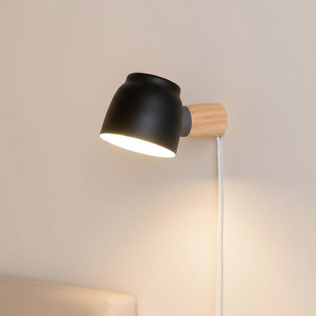 Oona Plug-in Wandlamp – Scandinavische Wandspot met Stekker – Flexibele Stijlverlichting voor Slaapkamer