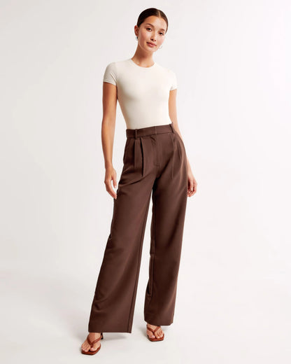 Vrouwelijke Zomerbroek Stijlvolle Mia Broek Korte Broek