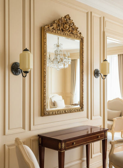 Melkglazen Wandlamp Eloise voor Hal en Slaapkamer | Vintage Wandverlichting met Melkwit Glas