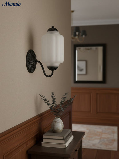 Melkglazen Wandlamp Eloise voor Hal en Slaapkamer | Vintage Wandverlichting met Melkwit Glas