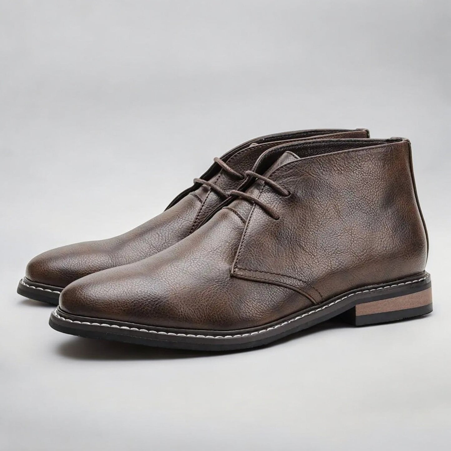 Bruine Lederen Desert Boots voor Heren Klassiek Model