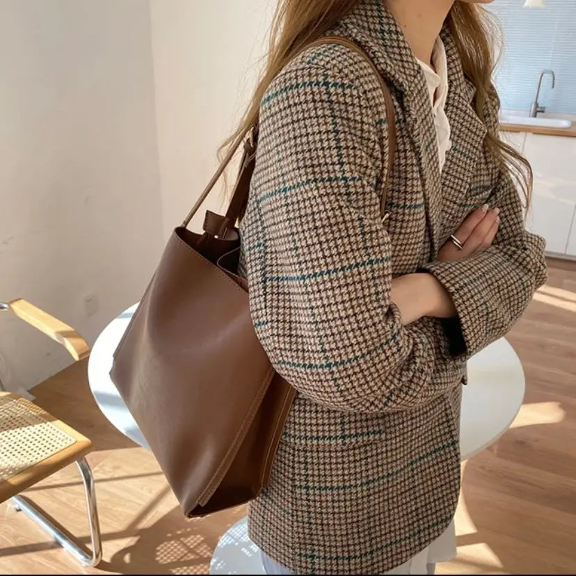 Leren Schoudertas Boxy Model met Dunne Schouderband