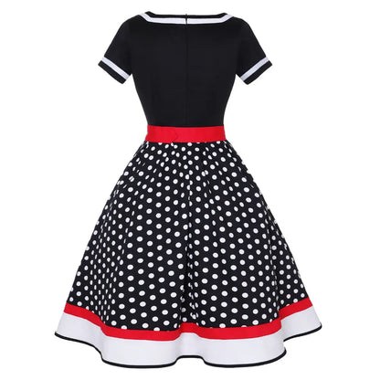 Jurk met Dot Patronen Kort en Vrouwelijk Model
