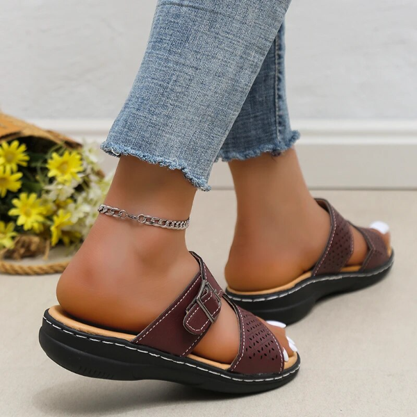 Orthopedische Gespsandalen voor Comfortabele Voeten - StudioMarella