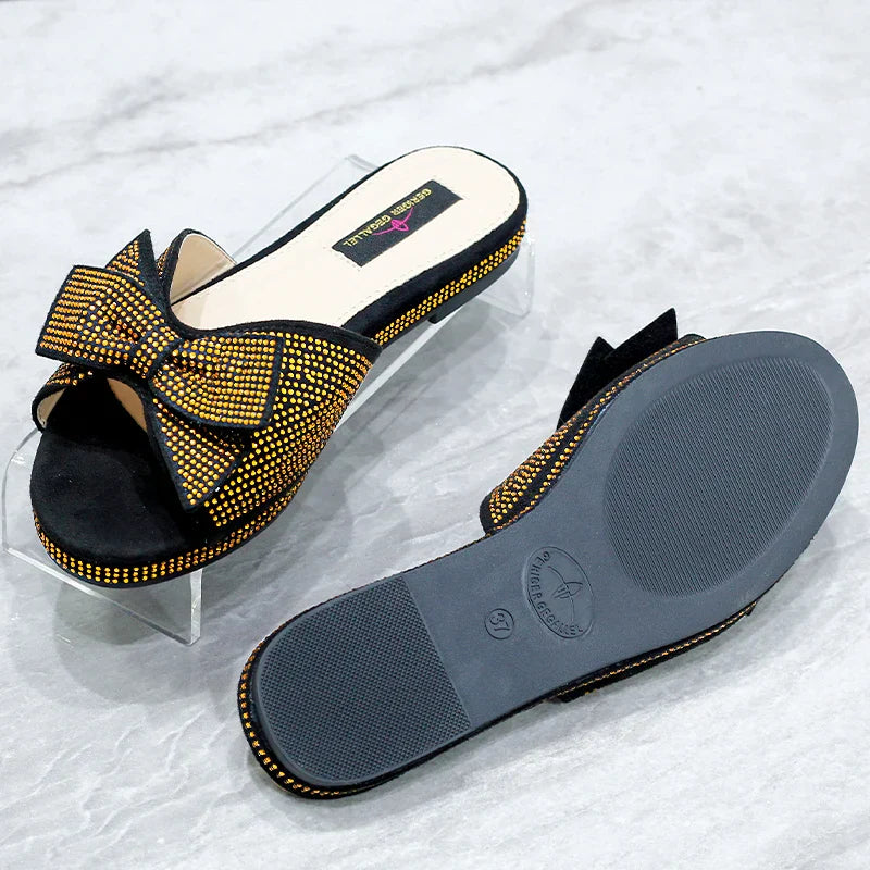 Kleurrijke Slippers Luxe Zacht en Warm