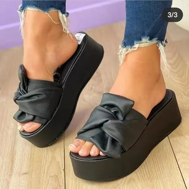 Luxe Zomersandalen met Hoge Hak en Platvorm Zool - StudioMarella