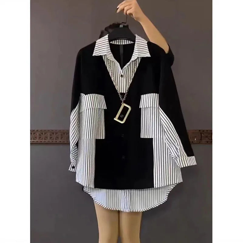 Vrouwelijke Gestreepte Blouse met Patchwork Ontwerp
