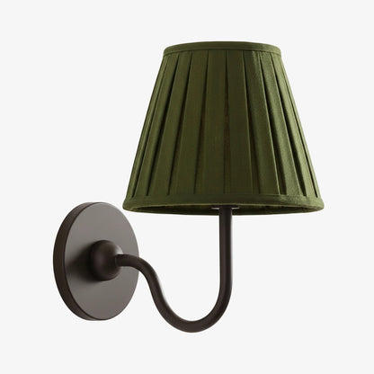 Wandlamp met Geplisseerde Stoffen Kap – Klassieke Verlichting voor Slaapkamer en Woonkamer