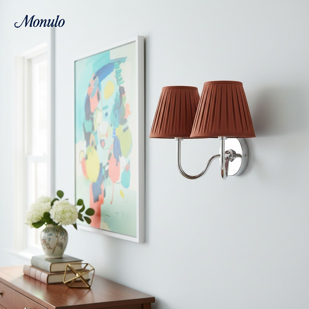 Wandlamp met Geplisseerde Stoffen Kap – Klassieke Verlichting voor Slaapkamer en Woonkamer
