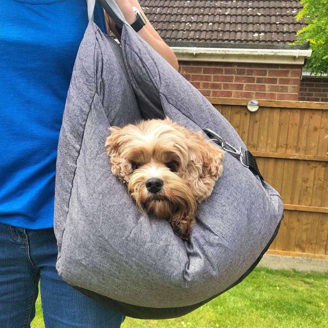 Autostoel Hondenmand First Class - Comfortabel Reiskussen voor Hond of Kat - Verstelbaar Wasbaar Autoreizen