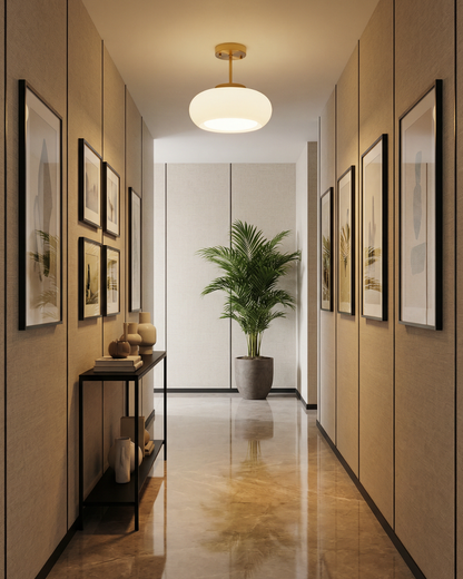 Moderne Plafondlamp Met Gouden Frame En Glazen Kap In Amber Of Wit 3000K Warm Licht