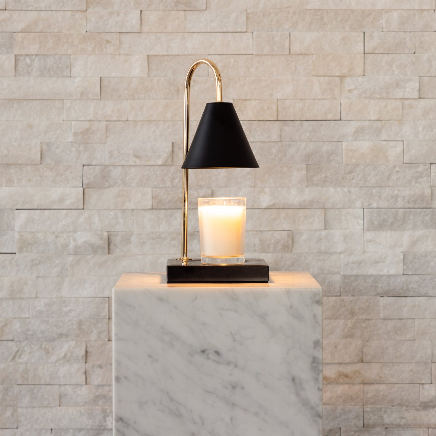 Luxe Kaarsverwarmer Lamp Met Tijdloze Marmeren Afwerking En Vlamloze Warmte