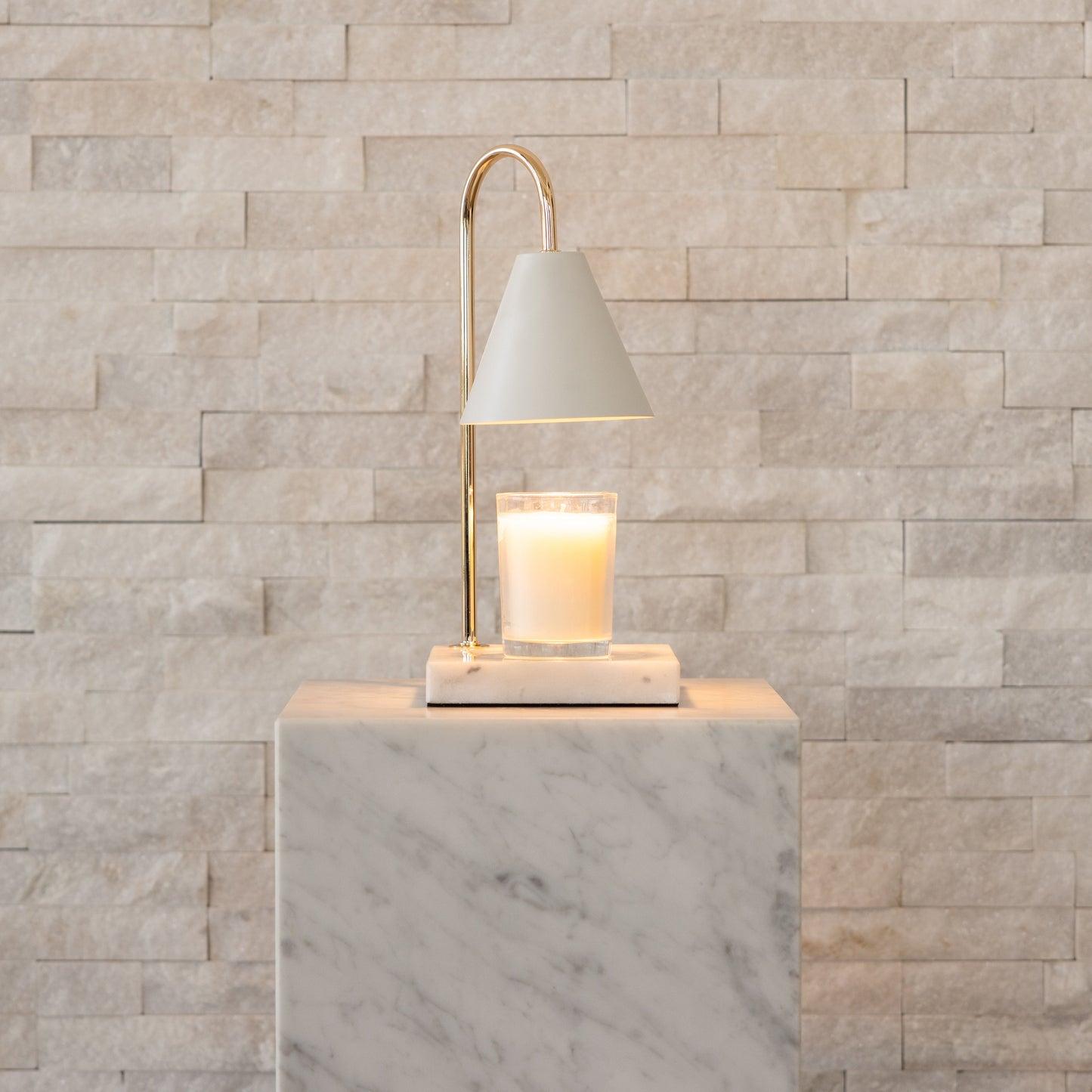 Luxe Kaarsverwarmer Lamp Met Tijdloze Marmeren Afwerking En Vlamloze Warmte