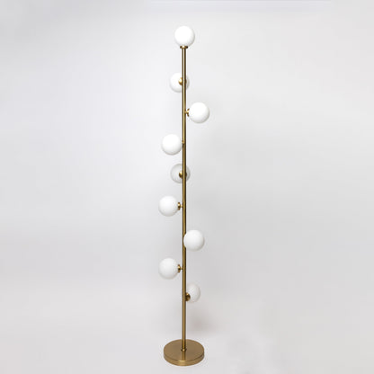 Scandinavische Minimalistische Staande Lamp Met Glazen Bollen En Warm Licht
