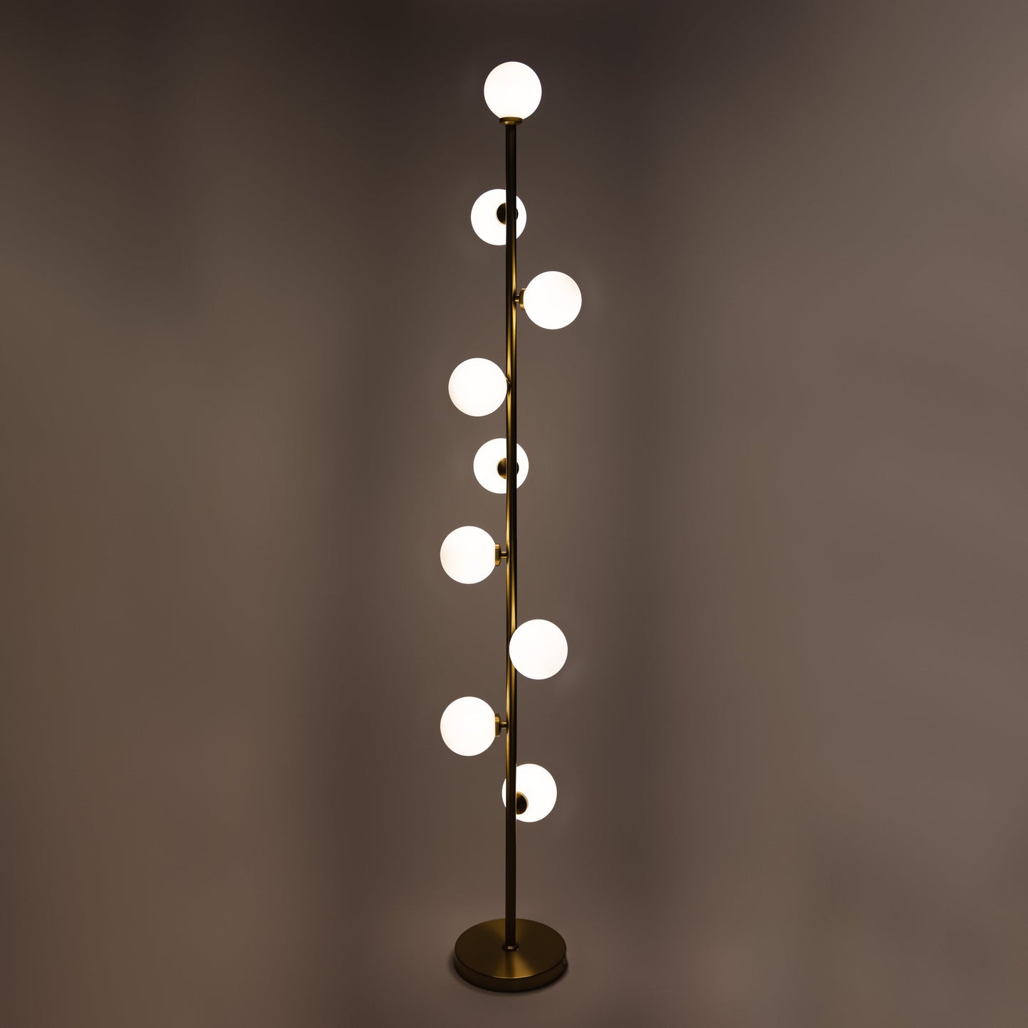 Scandinavische Minimalistische Staande Lamp Met Glazen Bollen En Warm Licht