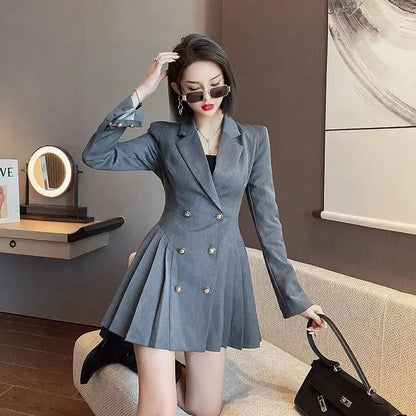 Vrouwelijke Jurk Geplooid met Dubbele Knopen Vintage Look - StudioMarella