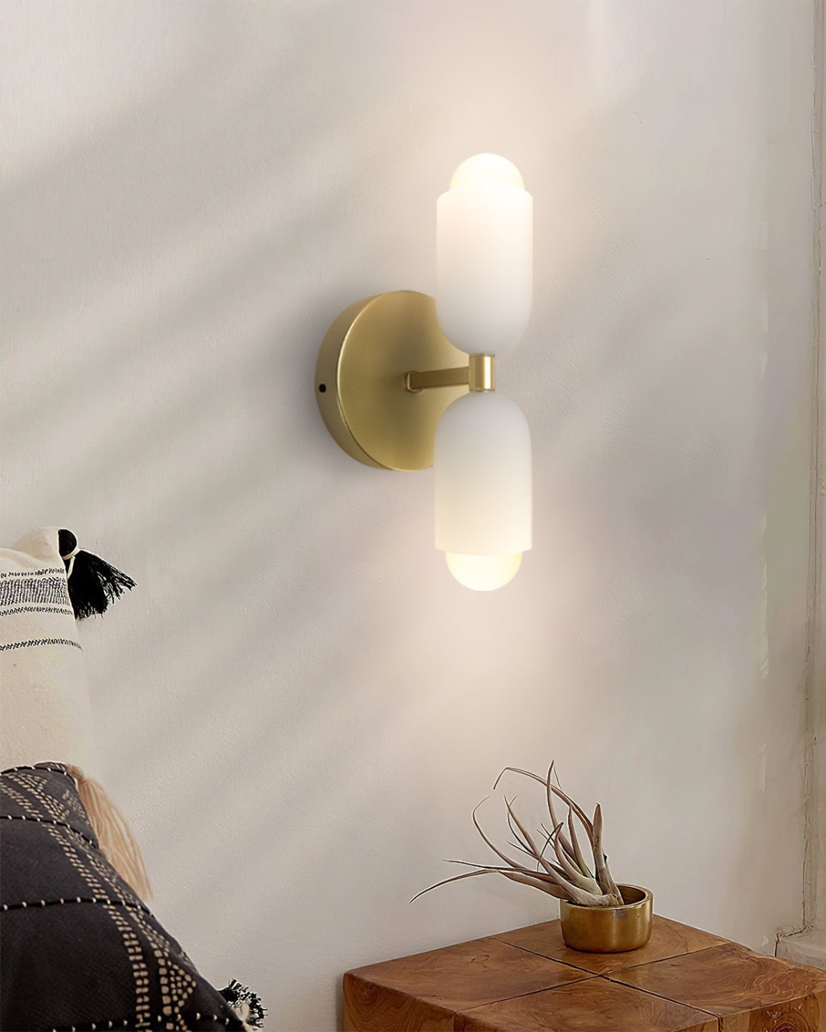 Wandlamp Dubbele Ronde Kap Zwart Frame Warm Sfeerlicht Slaapkamer Woonkamer Gang Minimalistische Wandverlichting Modern Japandi Scandinavisch Interieur