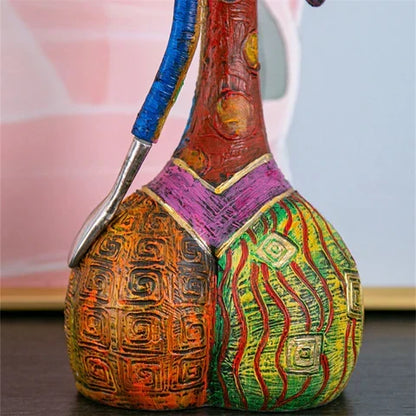 Handgemaakte Abstracte Vrouwenbeelden in Felle Kleuren – Elegante Harsen Sculpturen voor Woonkamer, Slaapkamer & Werkplek | Moderne Kunstdecoratie | Expressieve Interieurobjecten | Cadeau voor Kunstliefhebbers