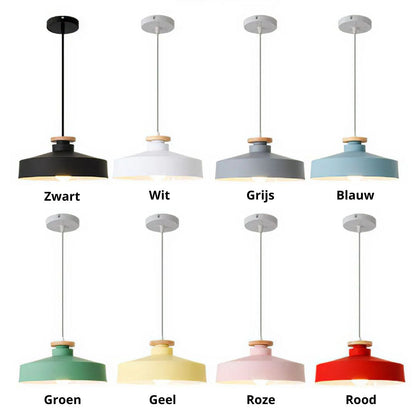 Hanglamp met Houten Kap en Aluminium Accent – Scandinavisch Design voor Eetkamer en Woonkamer