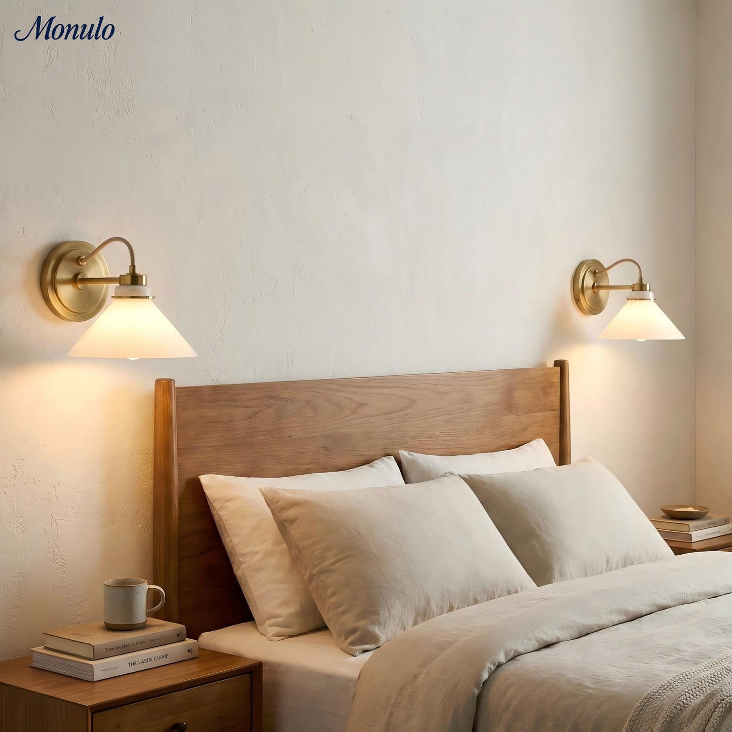 Globe Wandlamp met Gebogen Arm – Moderne Industriële Verlichting voor Badkamer, Slaapkamer en Gang