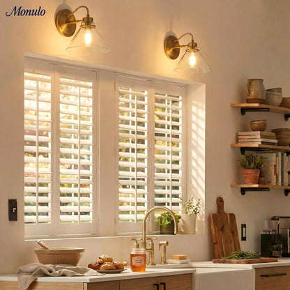 Globe Wandlamp met Gebogen Arm – Moderne Industriële Verlichting voor Badkamer, Slaapkamer en Gang