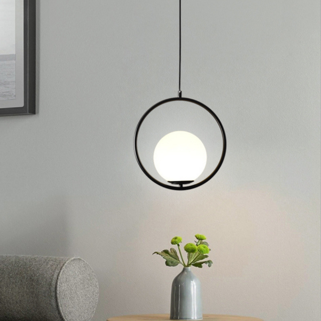 Scandinavische Hanglamp Mia met Gouden Armatuur en Glazen Kap – Moderne Plafondverlichting voor Eetkamer, Slaapkamer en Woonkamer