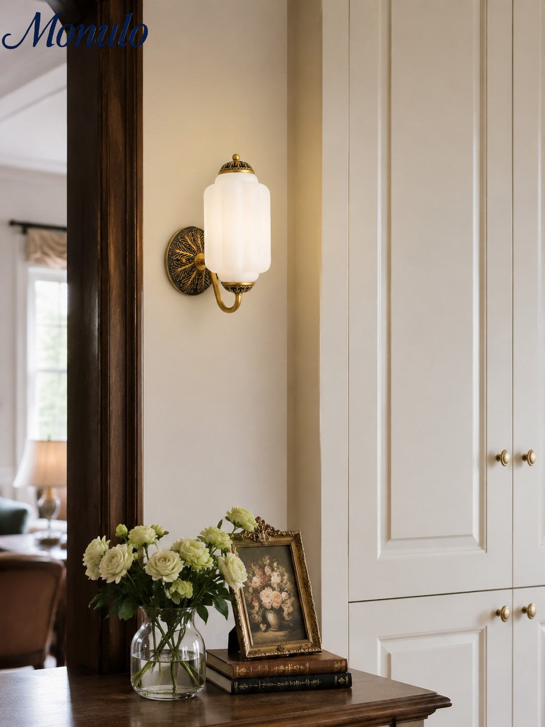 Melkglazen Wandlamp Eloise voor Hal en Slaapkamer | Vintage Wandverlichting met Melkwit Glas