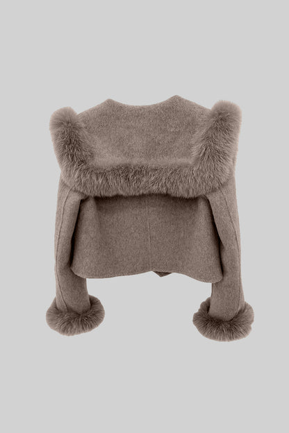 Dames Bruine Cropped Jas met Bontkraag en Dubbele Knoop