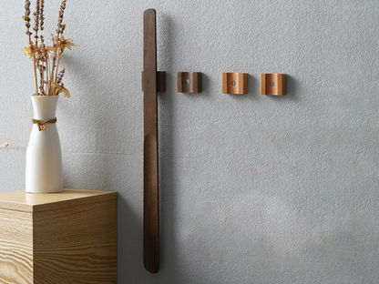 Houten Schoenlep met Lange Handgreep en Magnetische Houder 55 cm