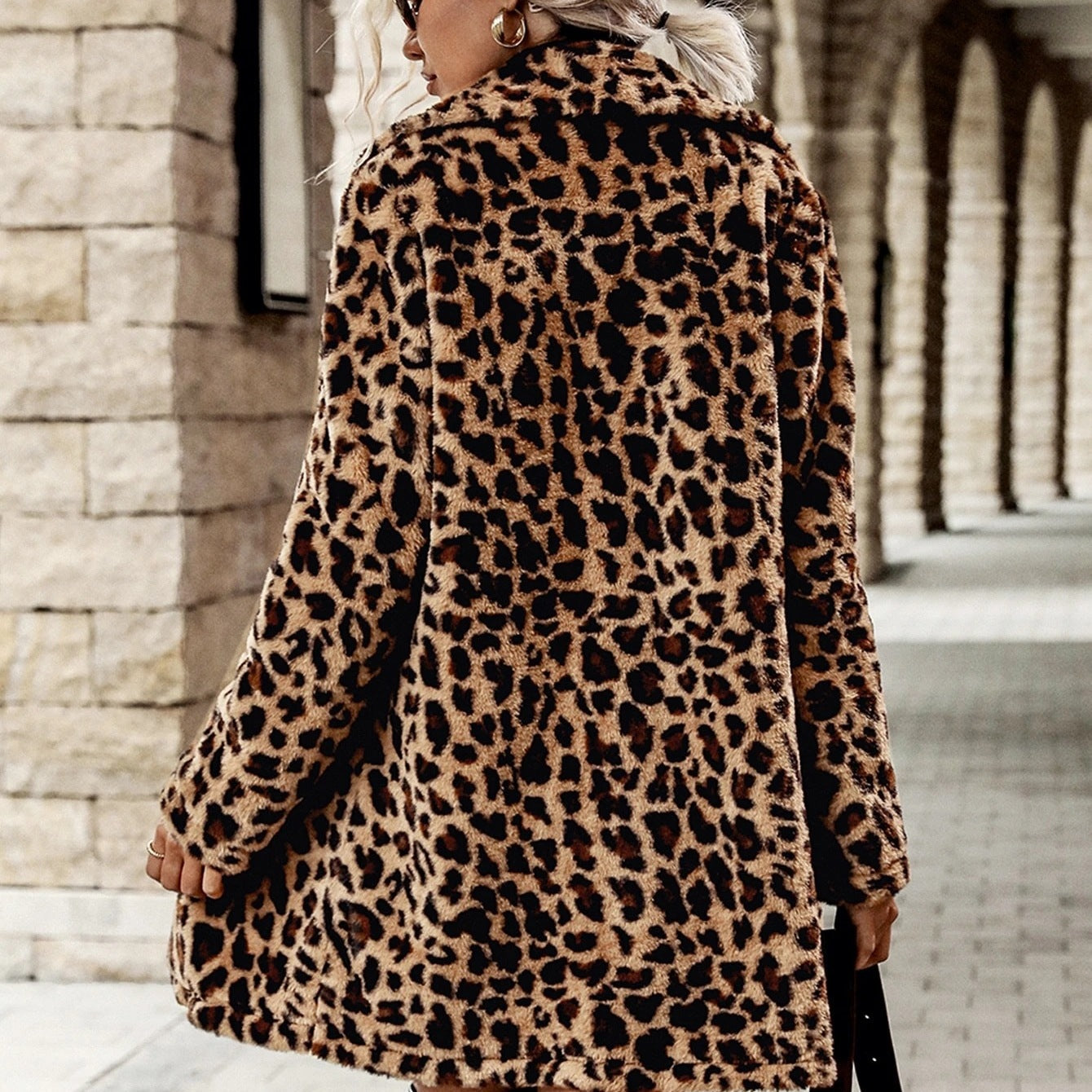 Dames Jas Faux Fur Leopard Print Trendy en Stijlvolle Jas