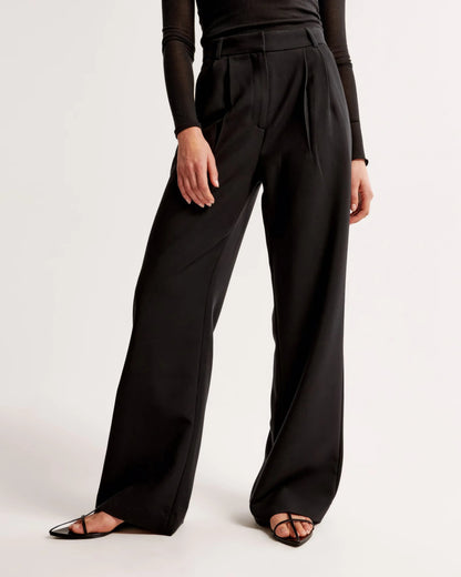 Vrouwelijke Zomerbroek Stijlvolle Mia Broek Korte Broek