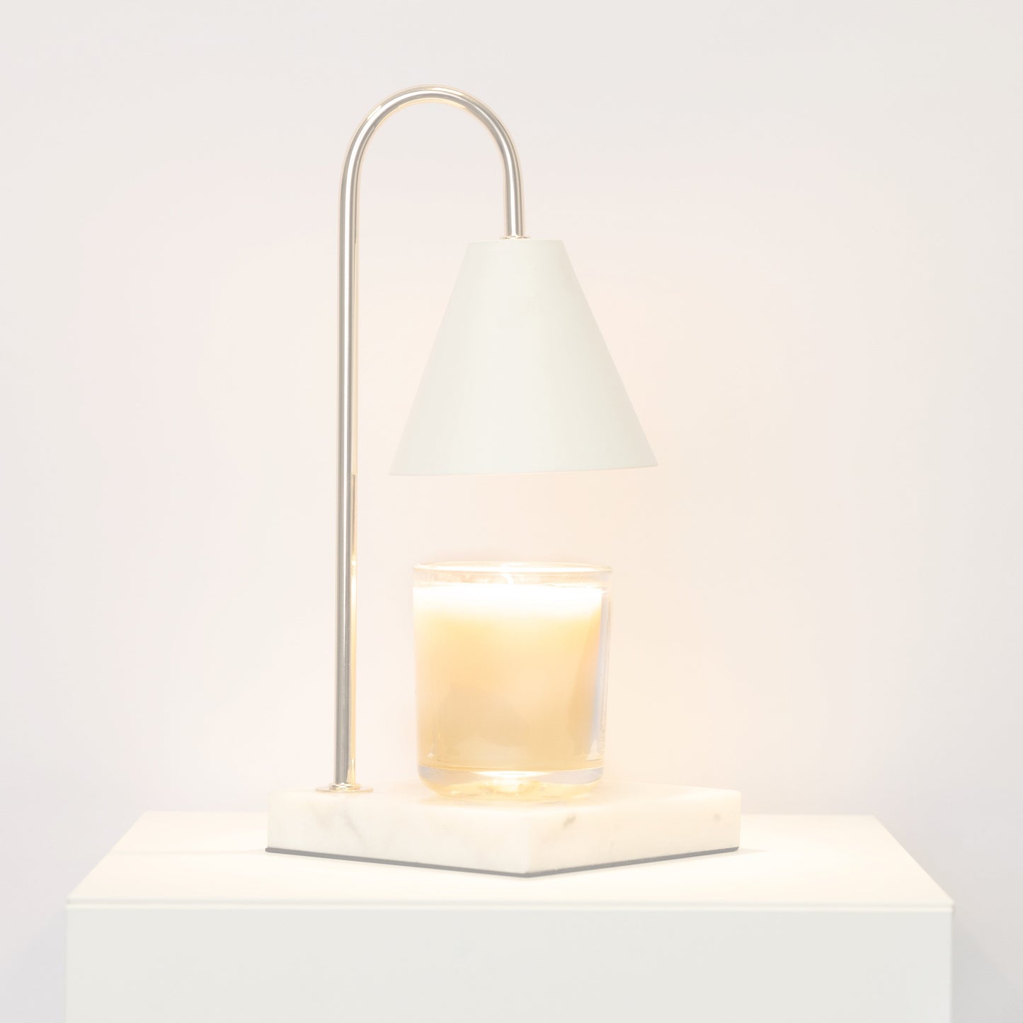 Luxe Kaarsverwarmer Lamp Met Tijdloze Marmeren Afwerking En Vlamloze Warmte