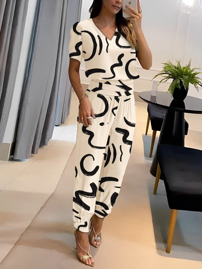 Stijlvolle Vrouwencollectie Elegante Outfit