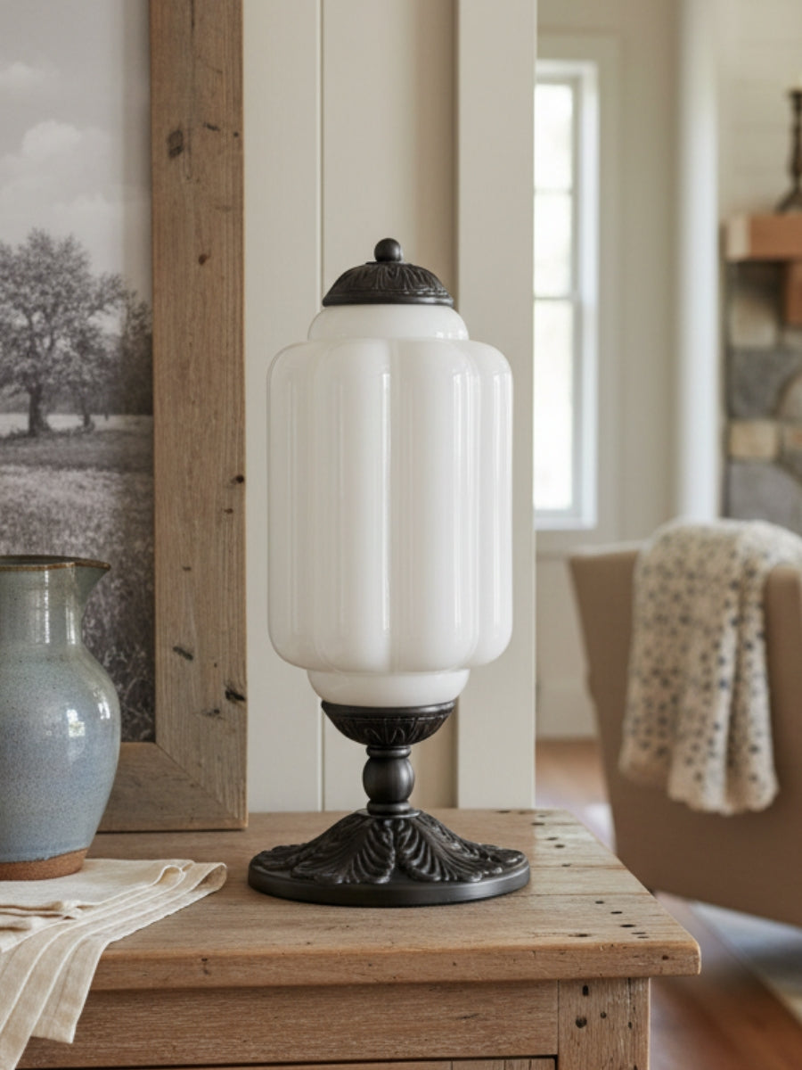 Vintage Glazen Tafellamp met Messing of Zwarte Afwerking