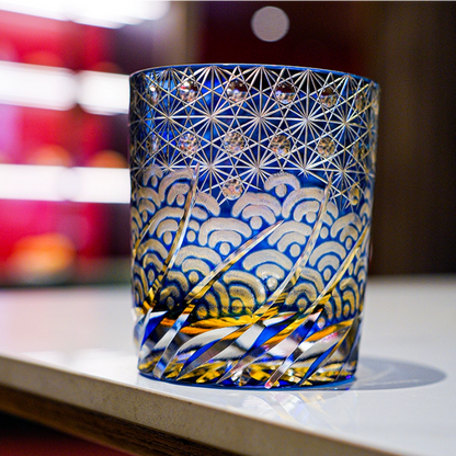 Whiskeyglas Edo Kiriko Blauw Amber Handgemaakt Sterchysant Sterrenzee Japans Kristal